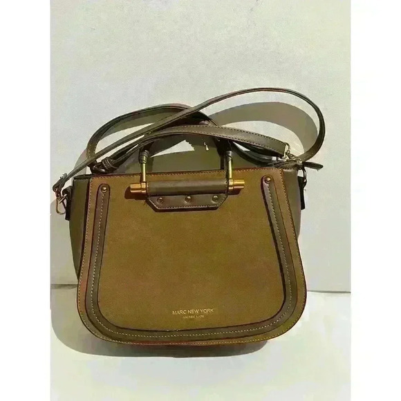 Marc New York Riveted Leather Tan Domed Bag Crossbody Work School Buckle - Picture 1 of 16